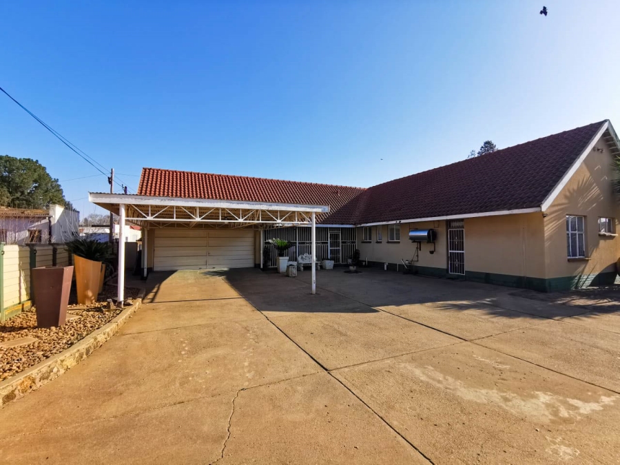 4 Bedroom Property for Sale in Stilfontein Ext 3 North West